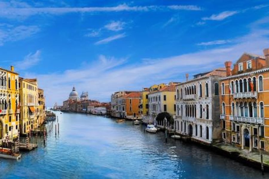 Enchanting Italian Journey: From Rome to Venice